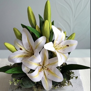 Elegáns liliom asztali dísz, antikolt kaspóban � Egyedi kézműves dekoráció(28cm magas 25cm széles) - otthon & életmód - dekoráció - asztal és polc dekoráció - asztaldísz - Meska.hu