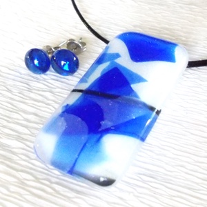 Kék-fehér nyaklánc és fülbevaló, ajándék névnapra, születésnapra. - ékszer - ékszerszett - Meska.hu