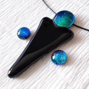 Ezüstös fáklya medál és két pár fülbevaló, karácsonyra, névnapra, születésnapra. -  - Meska.hu