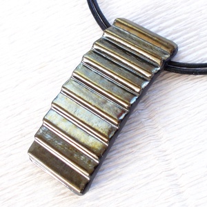 Hajlított bronzos dichroic ékszerszett, ajándék névnapra, születésnapra. - ékszer - ékszerszett - Meska.hu