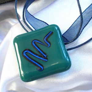 Türkiz-kék fúzió  üvegékszer nyaklánc, ajándék nőknek pedagógus napra, névnapra, születésnapra. - ékszer - ékszerszett - Meska.hu