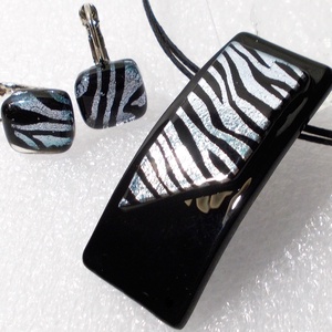 NEMESACÉL! Ezüst-fekete zebra mintával, saját  tervezésű hajlított ékszerszett. - ékszer - ékszerszett - Meska.hu