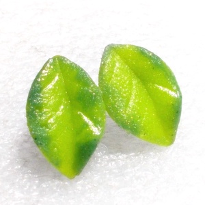 NEMESACÉL! Mentalevél stiftes fülbevaló, ajándék  ballagásra, névnapra, születésnapra. - ékszer - fülbevaló - lógós kerek fülbevaló - Meska.hu