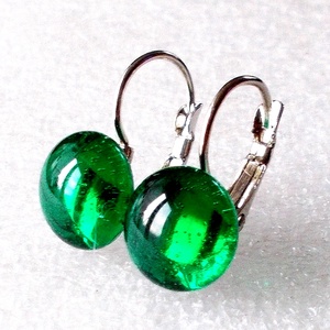 AKCIÓ! Smaragd ragyogás kapcsos fülbevaló, ajándék nőknek névnapra, születésnapra.  - ékszer - fülbevaló - lógó fülbevaló - Meska.hu