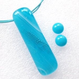 Gyöngyöző kékség ékszerszett. - ékszer - ékszerszett - Meska.hu