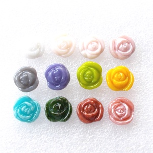 NEMESACÉL! Sárga minirózsa üveg stiftes fülbevaló, ajándék  ballagásra, névnapra, születésnapra. - ékszer - fülbevaló - lógós kerek fülbevaló - Meska.hu