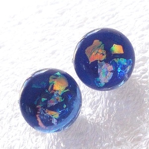 AKCIÓ! Dichroic levendula, stiftes üveg fülbevaló  , ajándék  névnapra, születésnapra. - Meska.hu