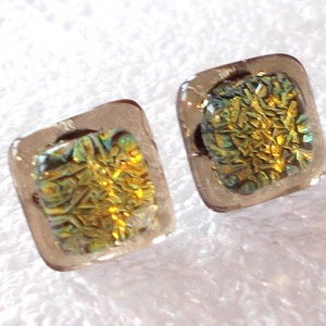 ORVOSI FÉM! Szikrázó ősz kocka dichroic  fülbevaló, ajándék névnapra, születésnapra., Ékszer, Fülbevaló, Pötty fülbevaló, Ékszerkészítés, Üvegművészet, MESKA