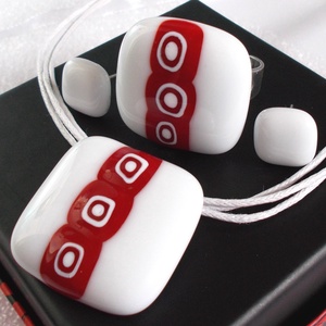 Fehér elegancia piros mintával üvegékszer, ajándék nőnapra, névnapra, születésnapra. - ékszer - ékszerszett - Meska.hu