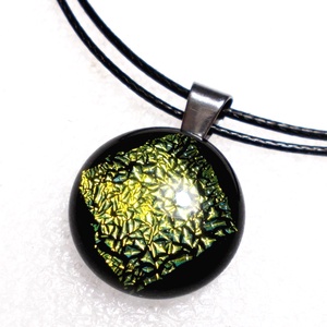 Sarkcsillag kisméretű dichroic nyaklánc - ékszer - nyaklánc - medál - Meska.hu