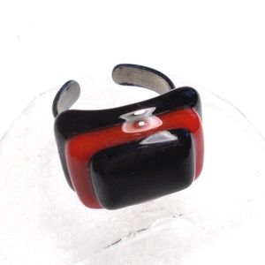 NEMESACÉL! Piros-fekete  üveg gyűrű , ajándék lányoknak, névnapra, születésnapra. - ékszer - gyűrű - statement gyűrű - Meska.hu