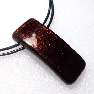 Mélyvörös dichroic nyaklánc, ajándék Valentin napra, névnapra, születésnapra. - ékszer - ékszerszett - Meska.hu