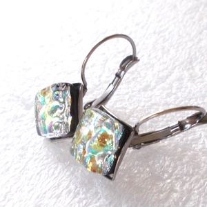 NEMESACÉL! Aranyló dichroic színek kapcsos fülbevaló, ajándék nőknek névnapra, születésnapra.  - ékszer - fülbevaló - lógó fülbevaló - Meska.hu