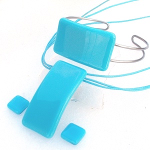 NEMESACÉL! Hajlított türkizkék ékszerszett, ajándék névnapra, születésnapra. - ékszer - ékszerszett - Meska.hu