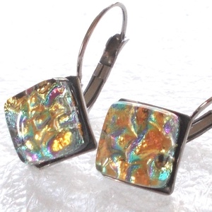 NEMESACÉL! Aranyló dichroic színek kapcsos fülbevaló, ajándék nőknek névnapra, születésnapra.  - ékszer - fülbevaló - lógó fülbevaló - Meska.hu