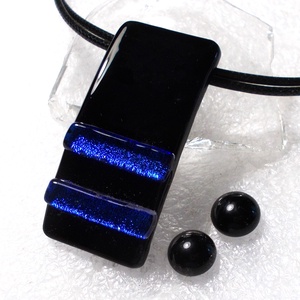  NEMESACÉL!  Kék-fekete karkötő, névnapra, születésnapra. - ékszer - ékszerszett - Meska.hu