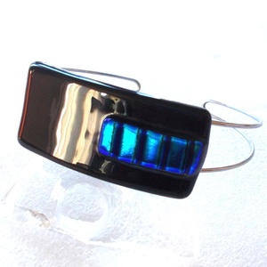 NEMESACÉL! Kék-fekete karkötő, ajándék óvónéniknek, tanító néniknek pedagógus napra., Ékszer, Karkötő, Karkötő medállal, Ékszerkészítés, Üvegművészet, MESKA