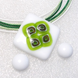 Fehér-zöld mintás üvegékszer, ajándék nőnapra, névnapra, születésnapra., Ékszer, Ékszerszett, Ékszerkészítés, Üvegművészet, MESKA