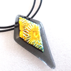 Szürkében napsugár nyaklánc, ajándék névnapra, születésnapra. - ékszer - ékszerszett - Meska.hu