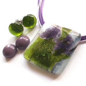 Levendula nyaklánc és két pár fülbevaló., Ékszer, Ékszerszett, Ékszerkészítés, Üvegművészet, MESKA