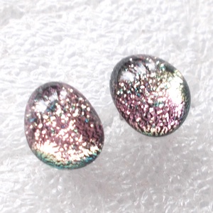 Orvosi fém! Magnólia dichroic kavics stiftes fülbevaló  , ajándék  névnapra, születésnapra., Ékszer, Fülbevaló, Pötty fülbevaló, Ékszerkészítés, Üvegművészet, MESKA