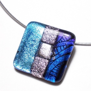 KÉSZLETKISÖPRÉS! Kékek dichroic nyaklánc, ajándék névnapra., Ékszer, Nyaklánc, Medál, , MESKA