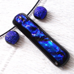 AKCIÓ! Királykék ragyogás dichroic medál és fülbevaló, ajándék névnapra, születésnapra. - Meska.hu