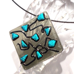 Szürkében kék szikrázás dichroic nyaklánc, ajándék névnapra, születésnapra. - ékszer - ékszerszett - Meska.hu