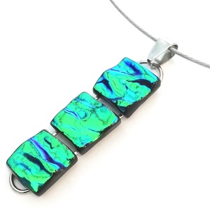  NEMESACÉL!  Hullámzó kék kockák dichroic nyaklánc. - Meska.hu