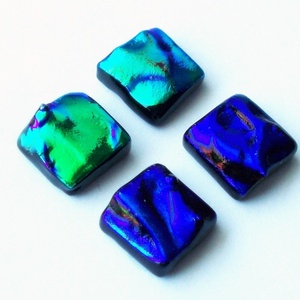  NEMESACÉL!  Hullámzó zöld kockák dichroic nyaklánc. - ékszer - nyaklánc - medálos nyaklánc - Meska.hu