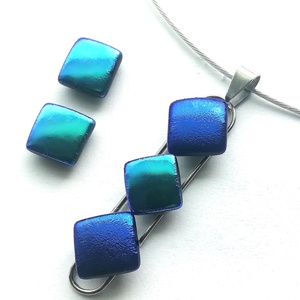 AKCIÓ! NEMESACÉL!  Kék kockák dichroic ékszerszett. - ékszer - ékszerszett - Meska.hu