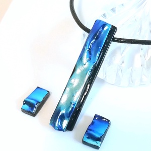  NEMESACÉL!  Ezüstös gleccser, dichroic ékszerszett. - ékszer - nyaklánc - medálos nyaklánc - Meska.hu