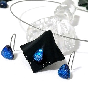 NEMESACÉL!  Kék-fekete ékszerszett, ajándék névnapra születésnapra. - ékszer - ékszerszett - Meska.hu