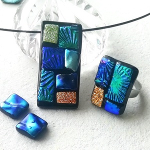 NEMESACÉL!  Dichroic mozaik nyaklánc és gyűrű, ajándék  lányoknak szalagavatóra, ballagásra, születésnapra, névnapra.  - ékszer - ékszerszett - Meska.hu