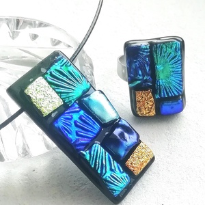 NEMESACÉL!  Dichroic mozaik nyaklánc és gyűrű, ajándék  lányoknak szalagavatóra, ballagásra, születésnapra, névnapra.  - Meska.hu