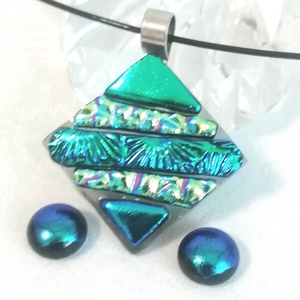 NEMESACÉL! Dichroic mozaik ékszerszett, ajándék pedagógus napra, születésnapra, névnapra. , Ékszer, Ékszerszett, Ékszerkészítés, Üvegművészet, MESKA