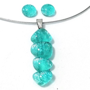 AKCIÓ! NEMESACÉL!  Türkiz kavicsok dichroic ékszerszett. - Meska.hu