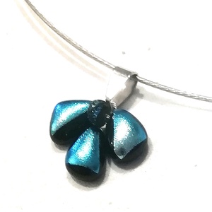  NEMESACÉL!   Kék csepp virág dichroic nyaklánc. - ékszer - ékszerszett - Meska.hu