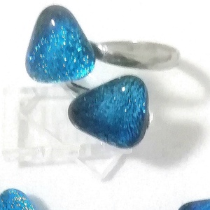 AKCIÓ! NEMESACÉL!  Ezüstkék kavicsok dichroic gyűrű.. - Meska.hu