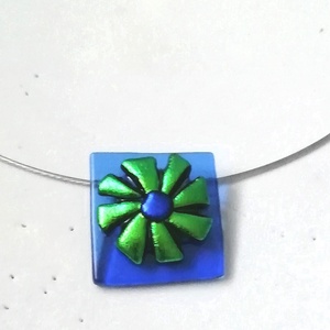 Zöld szellőrózsa kékben, ajándék névnapra, születésnapra. - ékszer - ékszerszett - Meska.hu