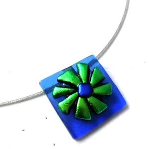 Zöld szellőrózsa kékben, ajándék névnapra, születésnapra. - ékszer - ékszerszett - Meska.hu