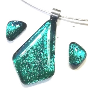 NEMESACÉL! Smaragd ragyogás ékszerszett - Meska.hu