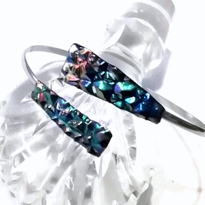 NEMESACÉL! Színes piramisok karkötő, ajándék nőnapra. - ékszer - karkötő - kézfej karkötő - Meska.hu