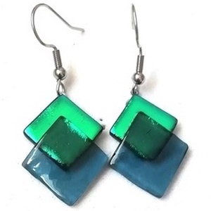 ORVOSI FÉM !  Kék-zöld kockák trendi  fülbevaló  , ajándék  névnapra, születésnapra. - ékszer - fülbevaló - lógó fülbevaló - Meska.hu