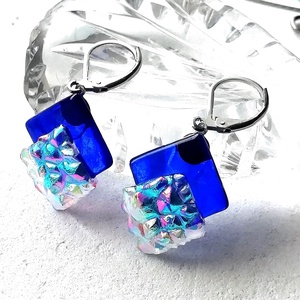 ORVOSI FÉM !  Kék - szivárvány kockák trendi  fülbevaló  , ajándék  névnapra, születésnapra. - Meska.hu