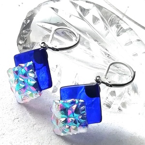 ORVOSI FÉM !  Kék - szivárvány kockák trendi  fülbevaló  , ajándék  névnapra, születésnapra. - ékszer - fülbevaló - lógó fülbevaló - Meska.hu