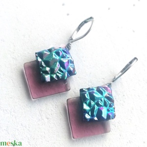 ORVOSI FÉM !  Mályvás szivárvány kockák trendi  fülbevaló  , ajándék  névnapra, születésnapra. - ékszer - fülbevaló - lógó fülbevaló - Meska.hu