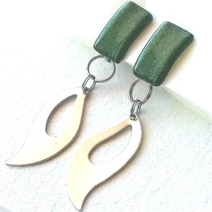   ORVOSI FÉM! Smaragd aventurin klipszes fülbevaló . - Meska.hu