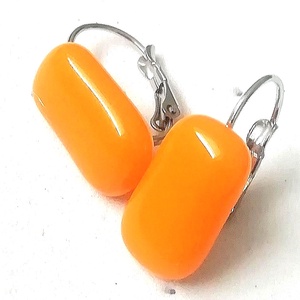 ORVOSI ACÉL!  Narancs színű kapszula formájú trendi üveg fülbevaló., Ékszer, Fülbevaló, Lógó fülbevaló, Ékszerkészítés, Üvegművészet, MESKA