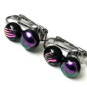 ORVOSI ACÉL KLIPSZ.  Lila-pink dichroic gyöngyök, trendi klipszes fülbevaló. - ékszer - fülbevaló - klipsz - Meska.hu